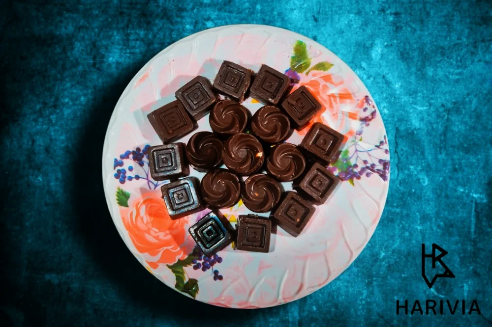 Harivia Chocolates H