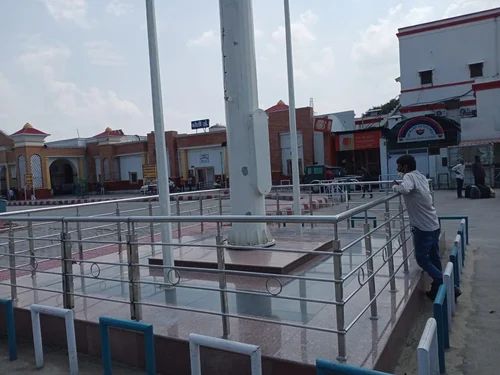 30 M Flag Poles