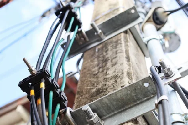 Pole Clamps
