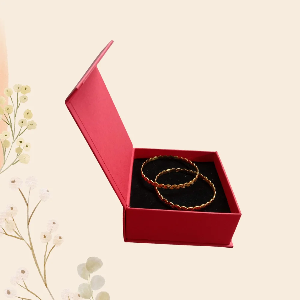 Red Bangle Box