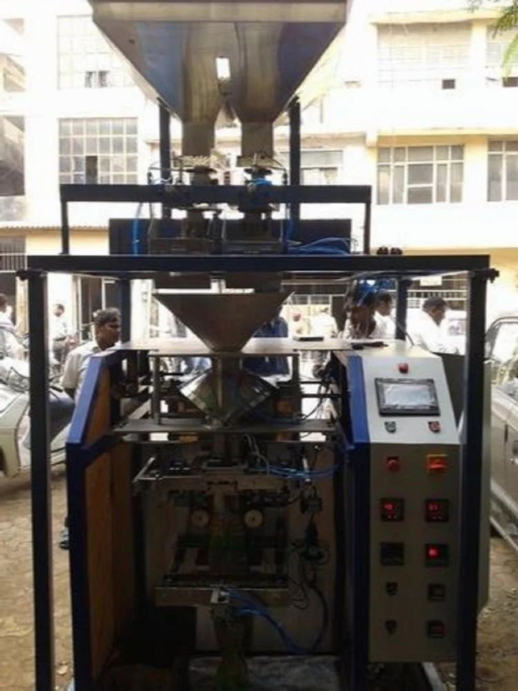 Chips Packing Machin