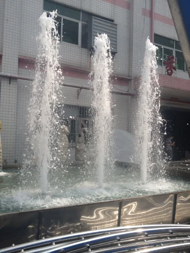 Crown Dancing Water 