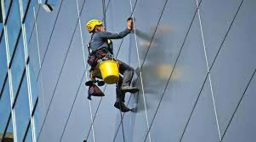 Glass Facade Cleanin