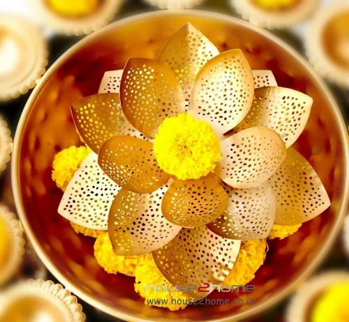 Lotus Flower Candle 