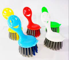 Fair Smiley Sink Brush