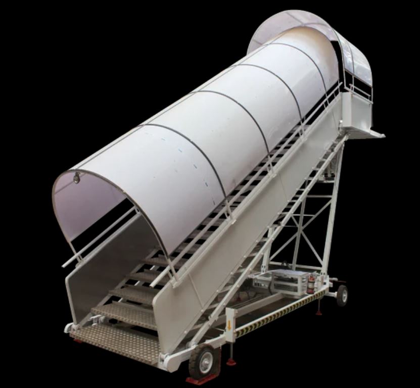 Towable Step Ladder