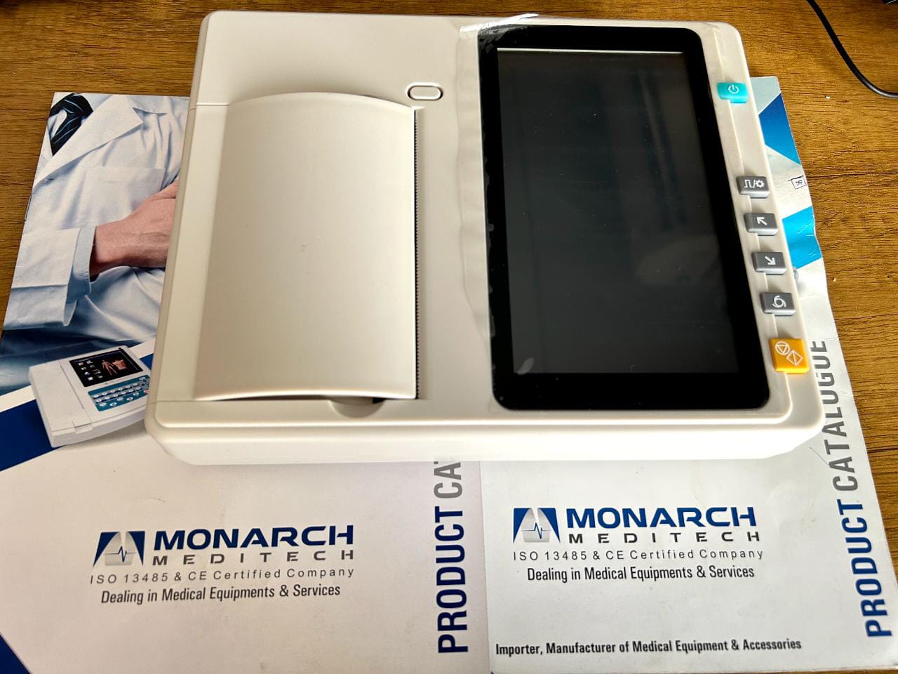 ECG Machine Yonker 300 G