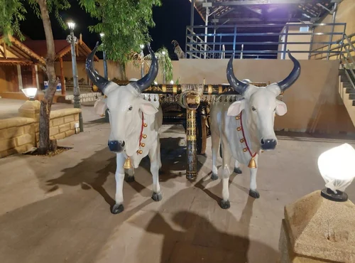 Bull Animal Statue F