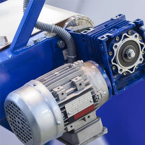 Pumps, Pumping Machines & Spar..