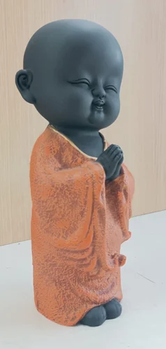 Resin Namaste Monk B