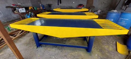 Interlocking Tiles M