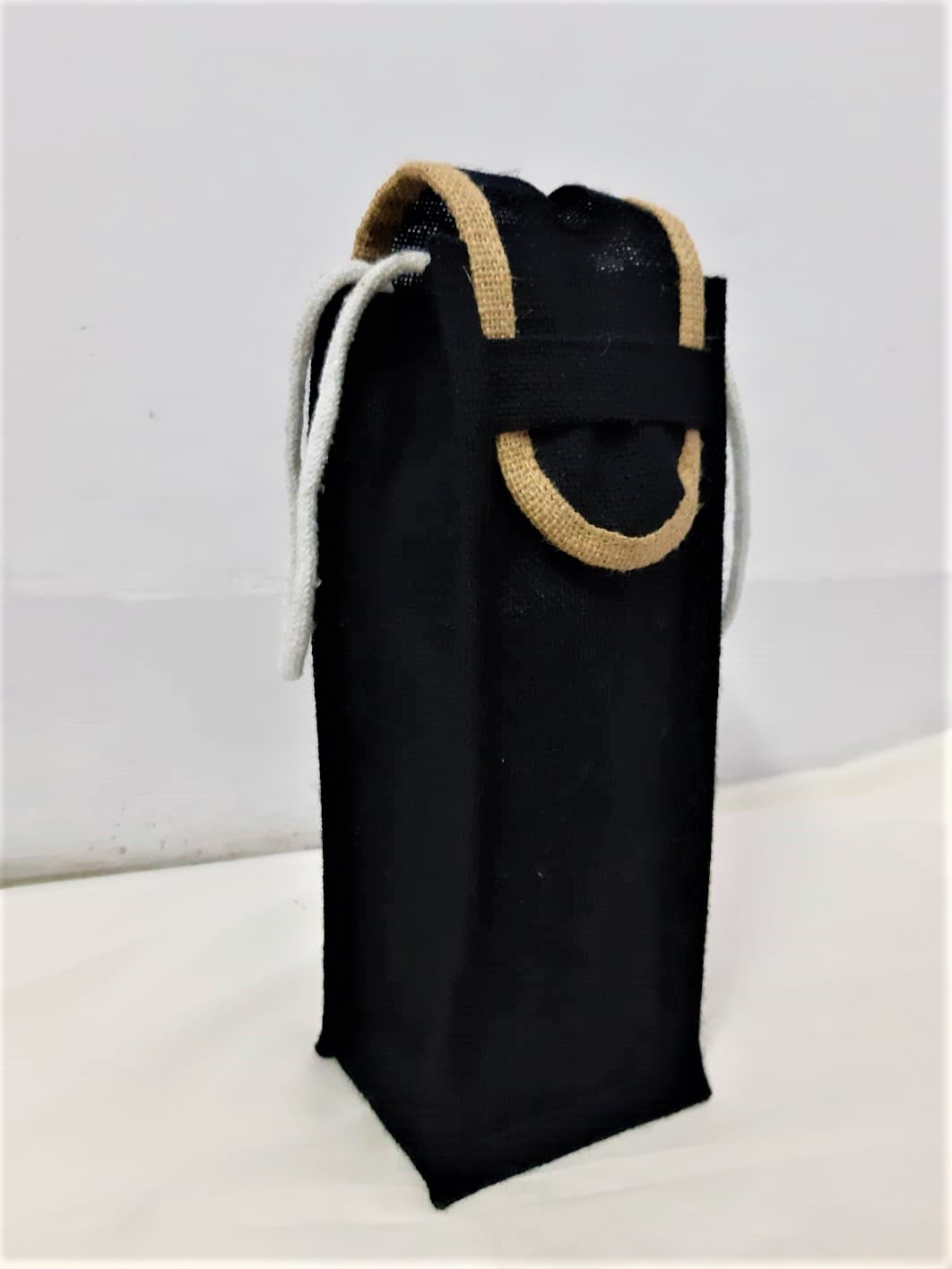 Black Jute wine bottle bag