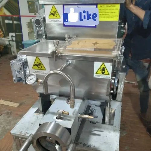 Macaroni Making Mach