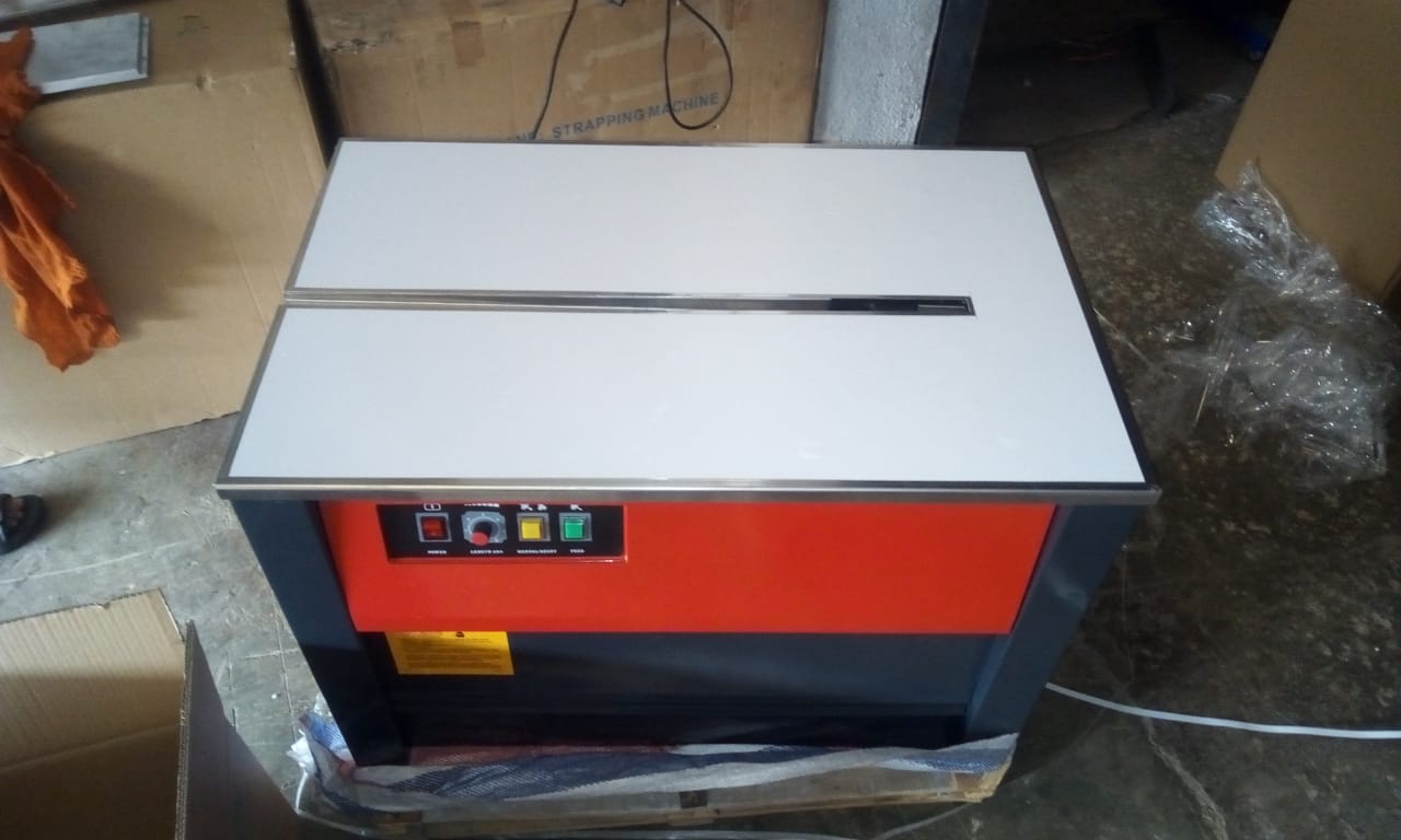 box strapping machin