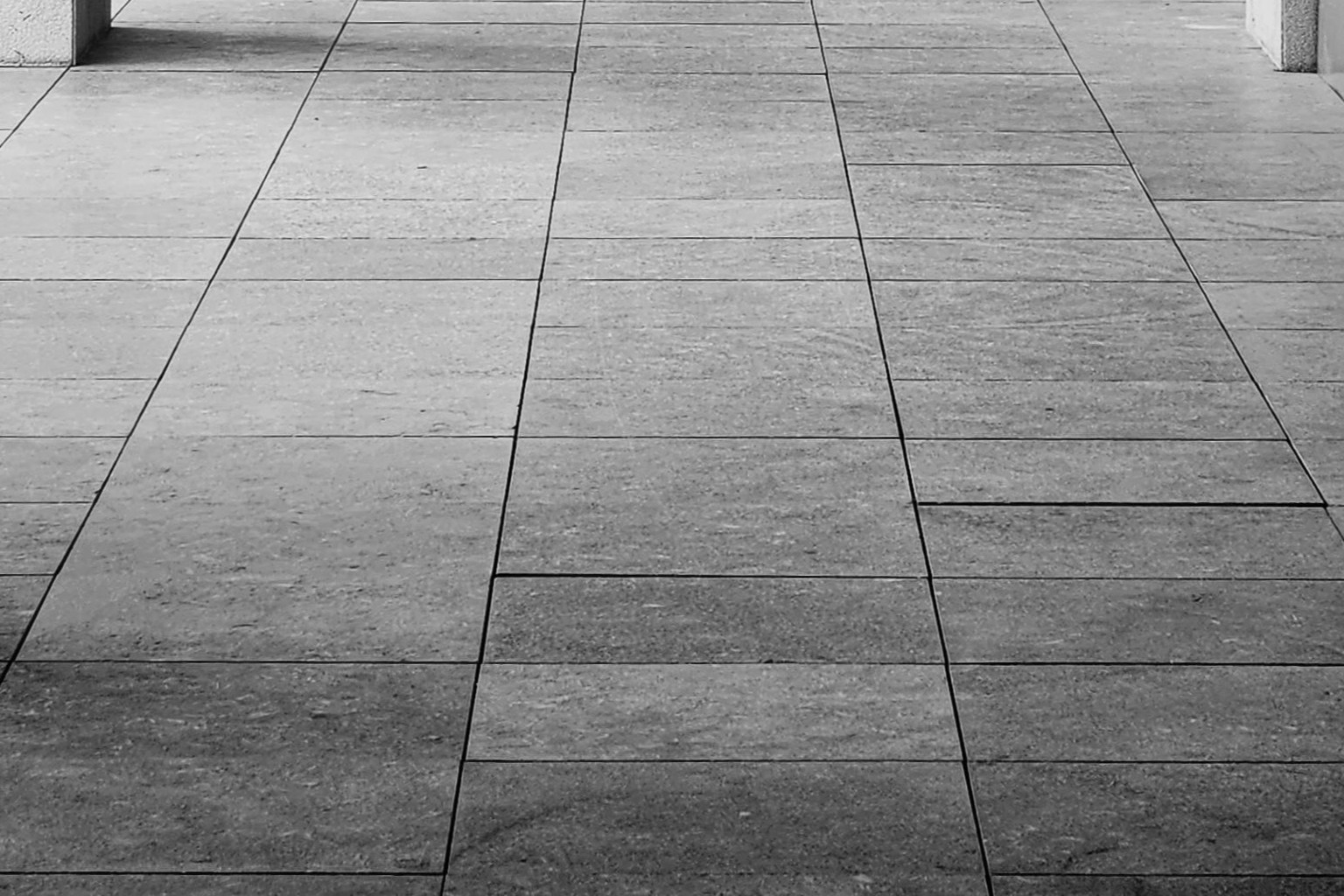 Stone Tiles & Floorings