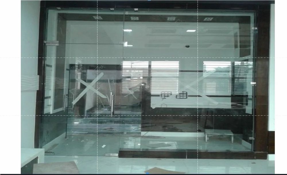 Transparent Door Gla