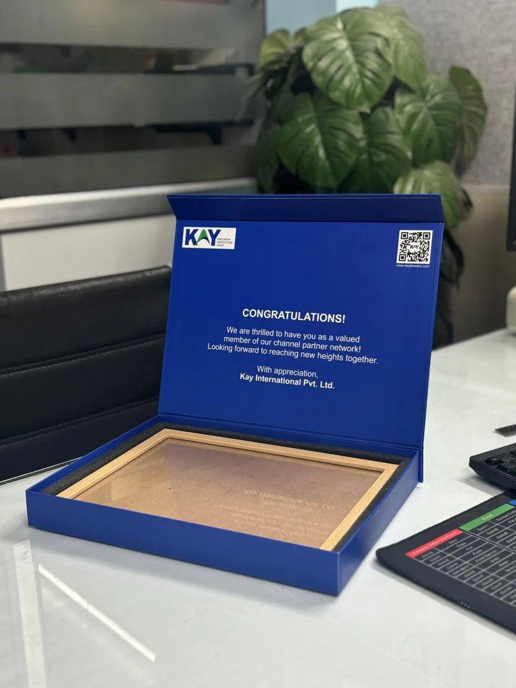 Magnetic Packaging Box