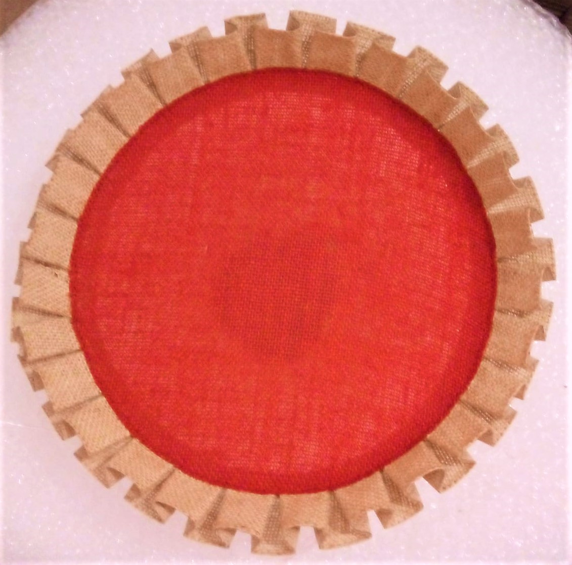Colored Jute Mat with Frill