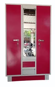 2 Door Pink Iron Alm