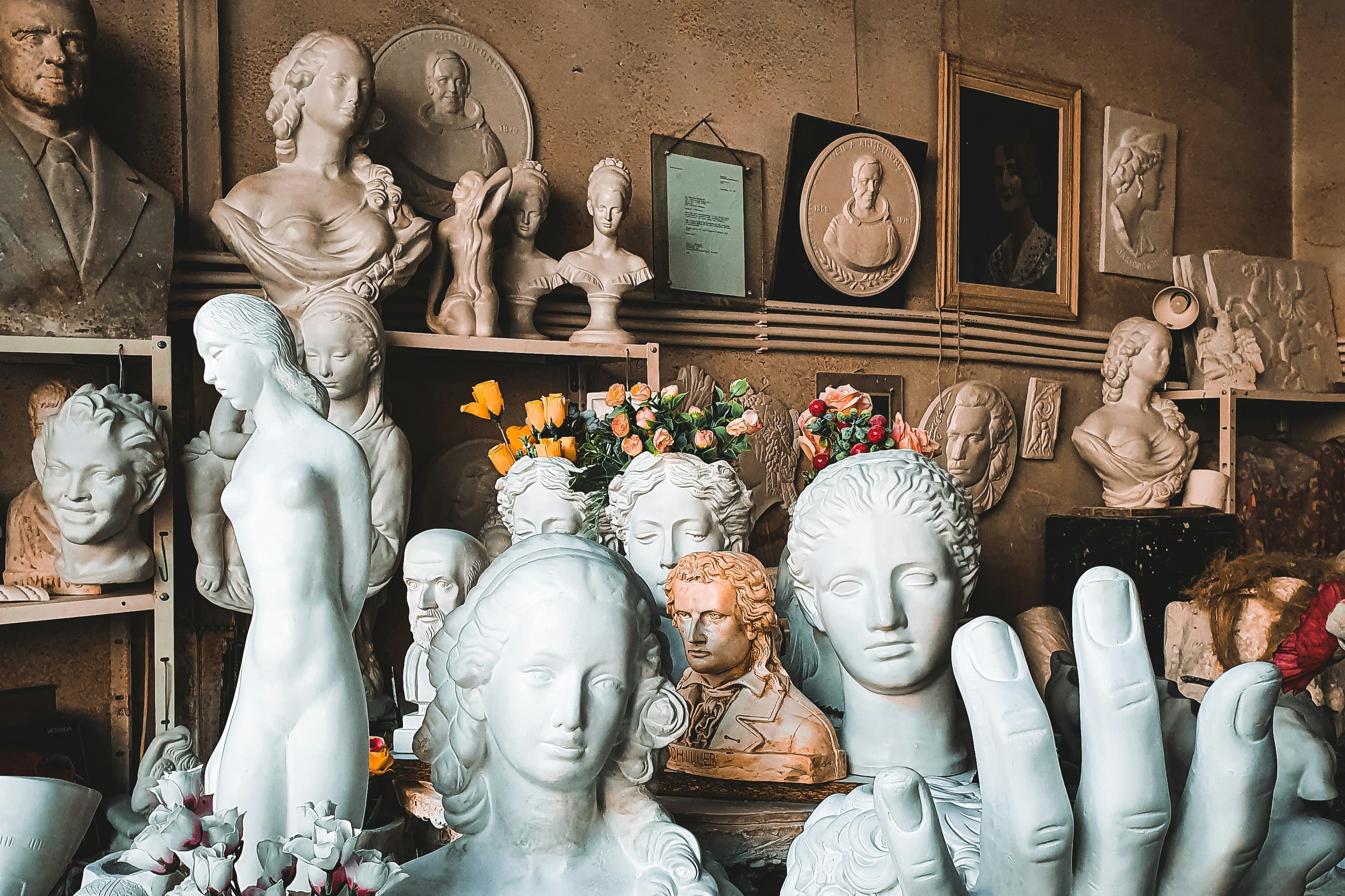 Statues & Sculptures