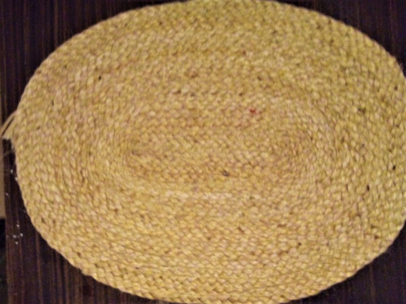 3 ft handwoven oval jute floor mat