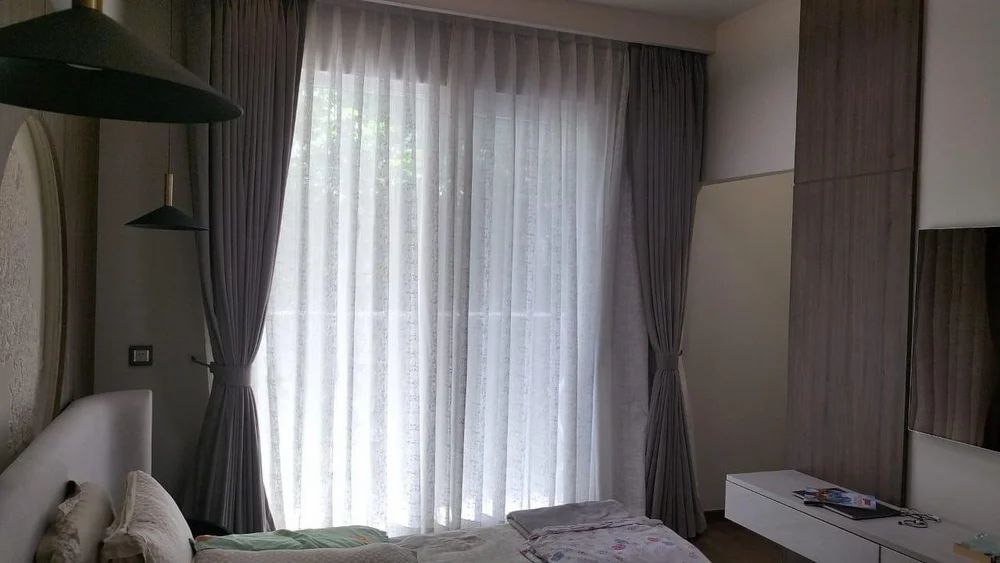 Bedroomm Window Curt