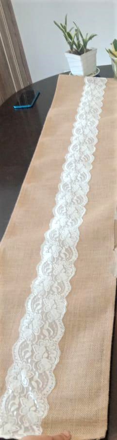 Decorative Laced Jute Runner