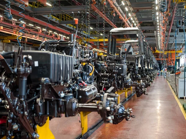 Tractor, Tractor Parts & Assem..